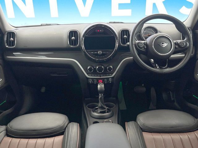 輸入車グループ総在庫数約2，000台！全国の系列店からメーカー・車種問わずご紹介出来るので、あなたにピッタリのお車が見つかるはずです♪まずはお問い合わせ下さい☆