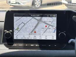 純正メモリーナビです。中古車ワイド保証により、ナビの「故障」や「不具合」など保証対象期間まで無償で保証修理させていただきます。詳細は当店スタッフまでお気軽にお問い合わせください！