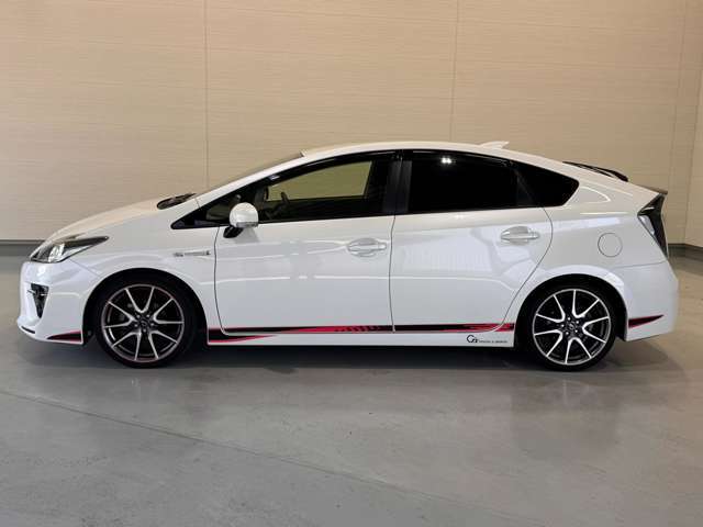 新車を買うか？中古車を買うか？どちらもお値打ちにご紹介できてしまうアクション1！当店グループは新車販売も全国トップクラス！外車専門店も！？