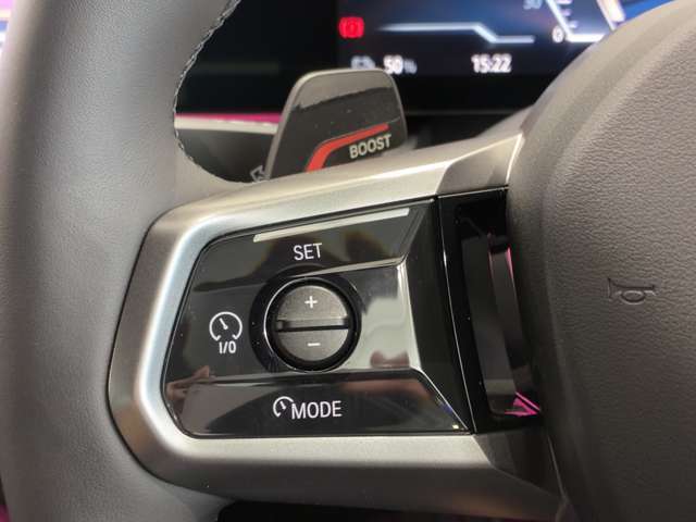 アクティブクルーズコントロールは前車追従式のクルーズコントロールです。渋滞時にも便利です。
