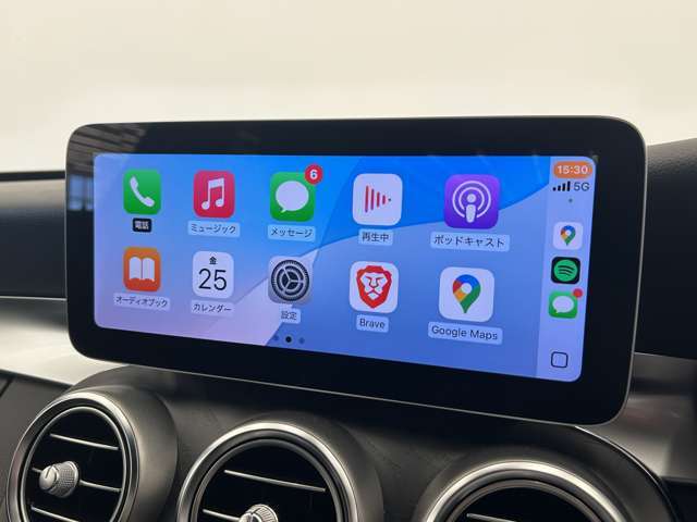 LIBERALAは、輸入車選びの新たなスタイルを提案するインポート・セレクト・ブランドです。オーナー様となる方がクルマから直接感じる感性を第一にした、最良の一台との出会いをコーディネートいたします。