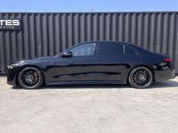 弊社では、点検、修理、交換、定期メンテナンスなど幅広いサポートでお客様のカーライフのお手伝いを行っております