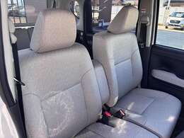 【　セカンドシート　】2列目も広々お乗りいただけます♪