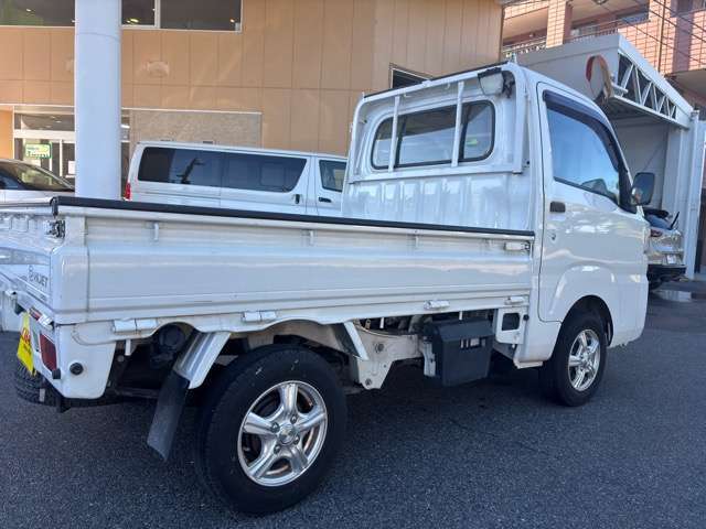現金はもちろん、新車120回、中古96回までのローンOK　残価設定ローン　個人・法人リース。お支払い額を月毎に変更できますオートローンもご利用頂けます。（オリコ、イオン、ジャックス、プレミア等）