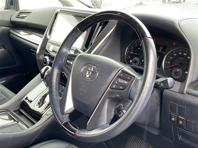 店舗にて現車の確認もいただけますので、お電話で在庫のご確認の上、是非ガリバー黒部店までご来店くださいませ！！！