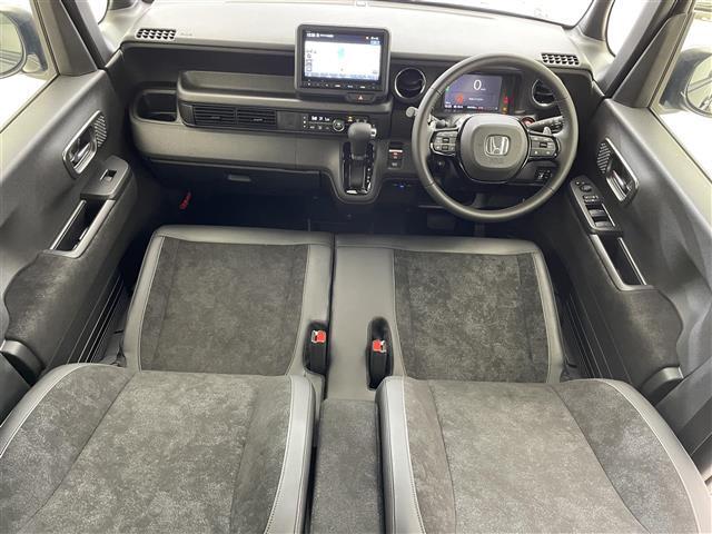 【インパネ全体】全方位で視界が広く、高い目線で運転もしやすいです！
