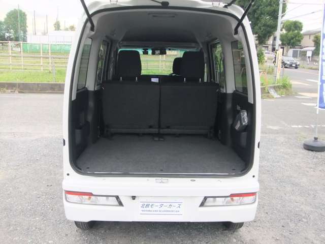 荷室画像