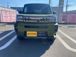 ☆届出済未使用車とは☆　登録がされているお車で走行距離は10キロほどで誰も乗っていない車です！展示車はキズが付いてしまう場合もあるので直接ご確認くださいませ。