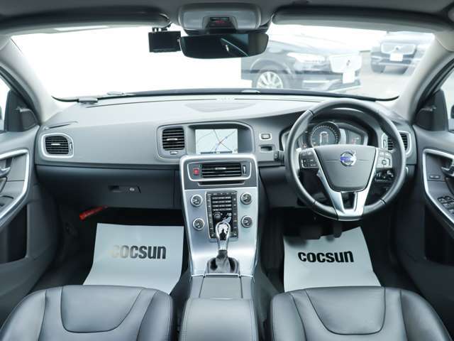 【エンジン・ミッション・ブレーキ機構を2年間無料で保証】コクスンの販売するボルボ中古車は全車に無料で2年間の保証（基本保証）が付帯されます。