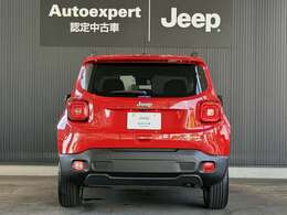 当店には、ジープ 専門スタッフがおります。営業は3名体制となります。お気軽にお問い合わせください