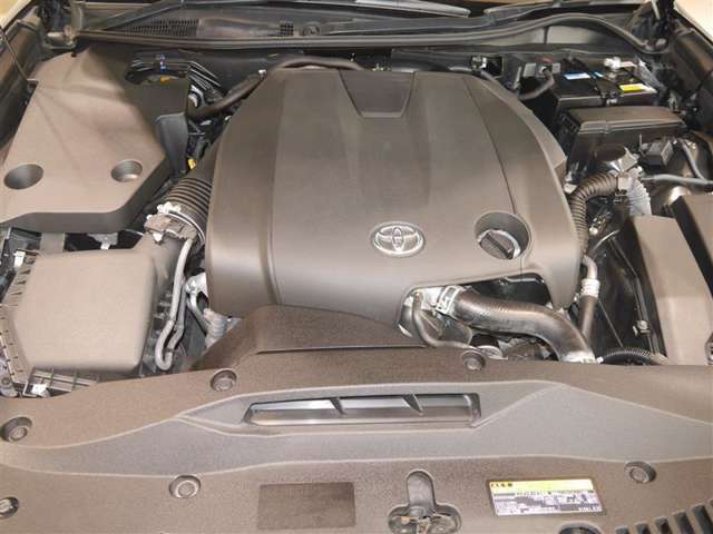 2500ccエンジン☆エンジンルームもしっかり洗浄！