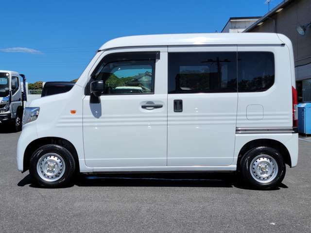 ★きれいをもっと綺麗に★新車の輝き♪二層構造ガラスコーティング！高層ビルの汚れ防止にも使用される新素材！当店の『カーケアラボ』では、車の本格クリーニングからコーティングのメンテナンスまで対応可能！