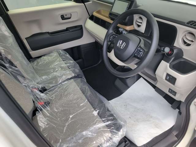 運転席周辺