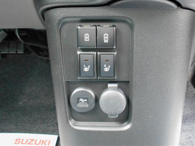 運転席に加え、助手席にもシートヒーターを装備。寒い日でも快適なドライブが楽しめます。