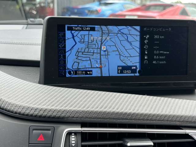 HDDナビ（8.8インチディスプレイ）・ハーマンカードンHiFi・スピーカーシステム（11スピーカー）