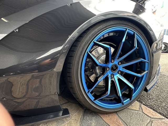 エアサス全下げ状態（AirREX）BCフォージド20インチAW/R255/35R20