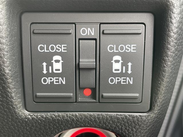 【運転席操作部】快適なドライブを楽しむための機能が装備されています！運転席から触れるので、使いやすいです！除菌プランいれていただくと、さらに清潔で安心していただけます！