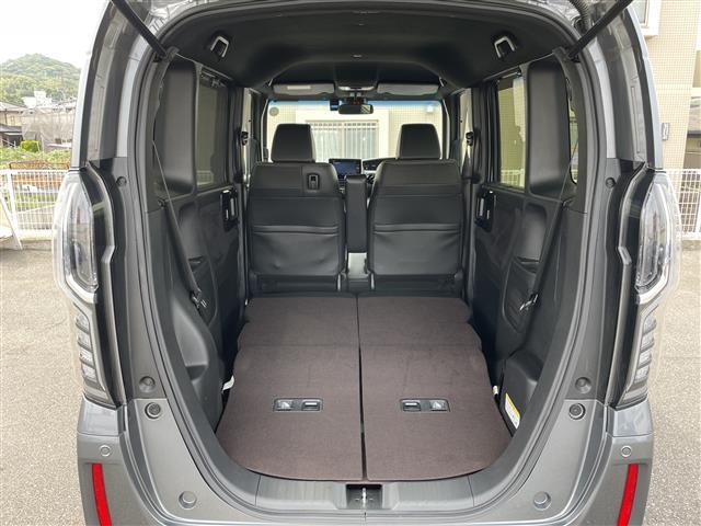 【シートアレンジ】乗せる人数、荷物によってシートをアレンジすれば、ダンボールなどの大きい荷物や、釣り具などの長尺物も載せられそうですね！