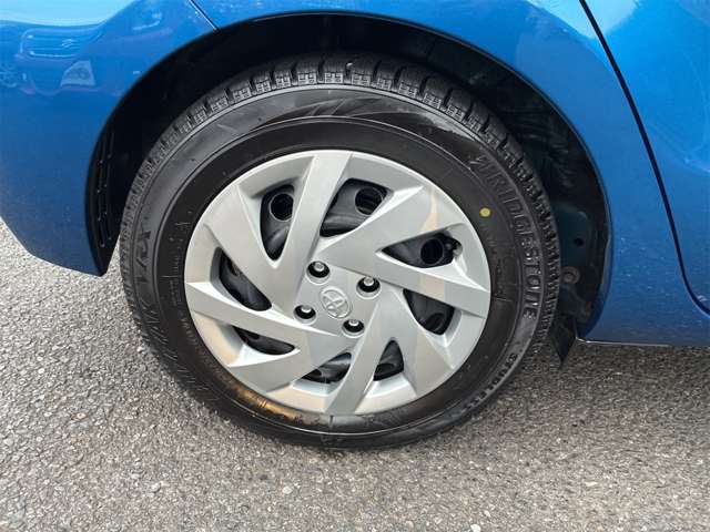 【安心・快適・理想のお車を提供】チャンスでは、ナビやETC、今では当たり前になりましたドライブレコーダーの前後も取り付け承ります。