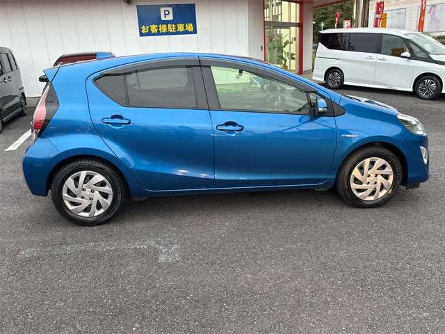 【大画面で見やすい】チャンス佐原店の商談スペースには大画面モニターがあり、とてもイメージしやすいと好評です☆キッズスペースも設置しております☆