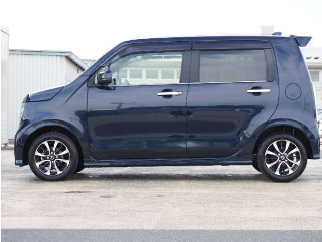 今や必需品の◆ETC車載器　装備車◆　有料道路を利用する際にスムースに通過でき、わずらわしい料金支払いから開放されます！