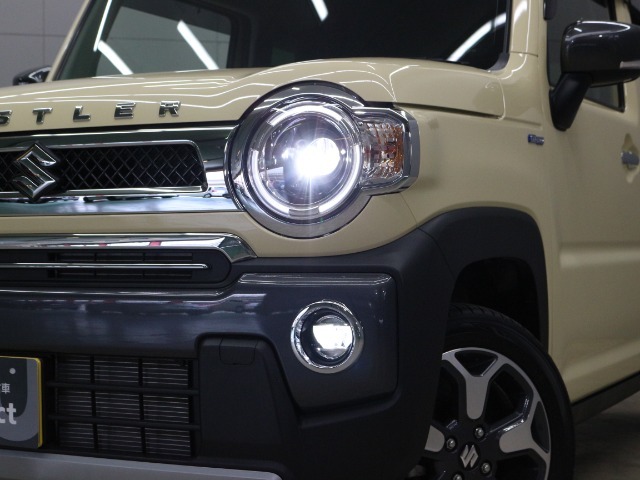 【コーティング】好評のコーティング施工で愛車のボディをケアしませんか？紫外線や酸性雨等の劣化によって塗装面の光沢の消失や塗装の剥離を防ぎます！