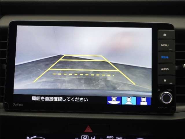 ◆バックカメラ◆リバースにするだけで映ります、後方の安全確認や、狭い駐車場での車庫入れ、雨の日や夜間など視界の悪い時に便利です！安全にバックする為には欠かせない装備です。