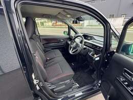 全国のAA会場で毎日競りに参加、本当に安く売値設定できる車しか仕入れておりません。他社在庫と比較下さいませ。