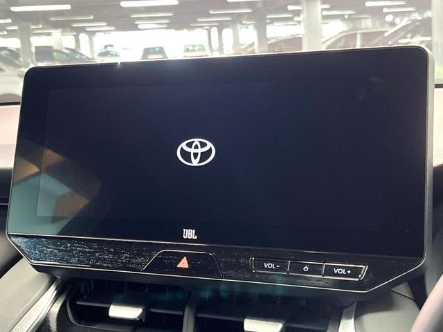 【12.3インチワイドナビ】高級感とインパクトのある大型ワイドナビを装備。各種オーディオ操作はもちろん、横長ワイド画面でのマップ2分割表示など、利便性も高いナビです♪