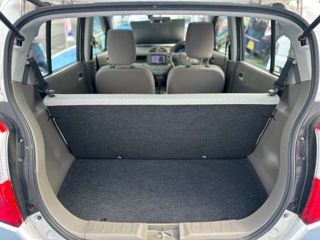 カーセンサーネットにお得な中古車を厳選して展示しております。国道197号線沿いに展示場がありますので、ご来店前はお気軽にご連絡ください。大分県での中古車選びはカーセンサー♪川崎自動車まで！！