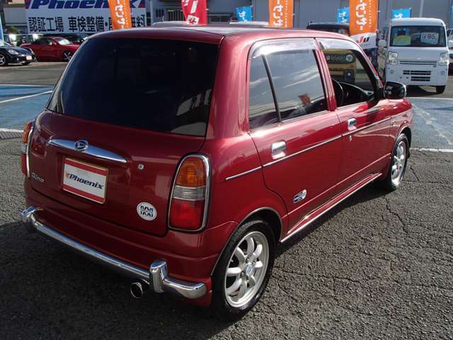 車検7年2月★走行5万キロ★メモリーナビ★地デジ★ETC★プロテインブラックレザーシート★4速AT★メッキドアミラー★メッキパーツ★ミニライト専用14インチアルミ★キーレスキー★フォグライト★