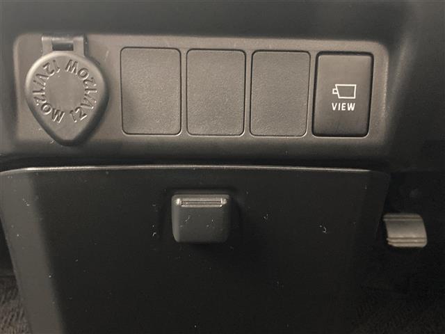 店舗にて現車の確認もいただけますので、お電話で在庫のご確認の上是非ご来店くださいませ！！！