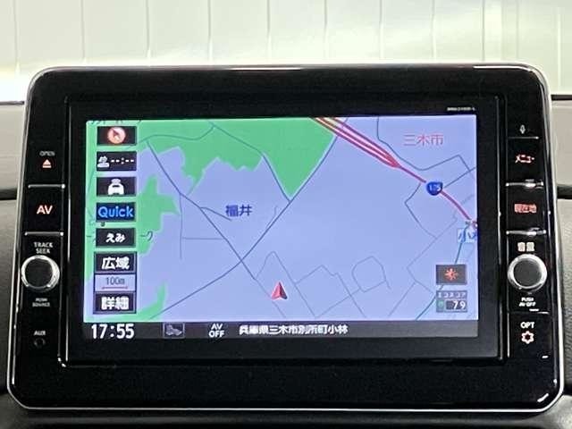日産純正SDナビ（MM319D-L）です。クリアな画質を楽しんでいただけるフルセグ地デジTVなど、書ききれないほど機能が満載です。