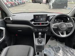 【インパネ全体】全方位で視界が広く、高い目線で運転もしやすいです！