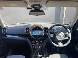 LIBERALA高松の物件をご覧いただきまして誠にありがとうございます。心ゆくまでおクルマ選びをお楽しみください。