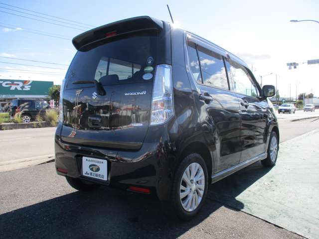 車両をご覧いただくのがベストですが、当店から距離が遠いなど『もう少し他の場所や傷の状況を画像で確認したい』などありましたらメールにてお問い合わせください。kawauchiya＠nifty.com