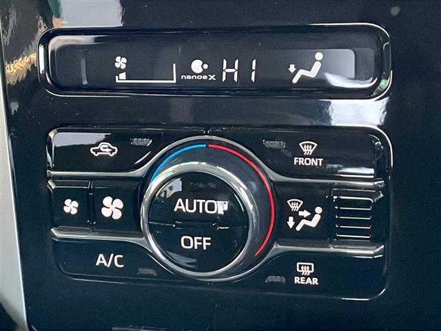 気になる車はすぐにお問い合わせください！画面右側の0066から始まる無料ダイヤルからお問い合わせ下さい！専門スタッフがお車のご質問にお答えいたします！