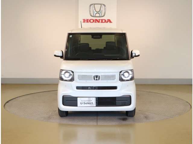 「自動車保険」と「あんしん特典」がひとつになったHondaのお店ならではの保険プランです。お客様のカーライフにより一層の安心をプラスします。