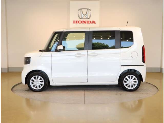 車両状態証明書付き車両です。車両状態を検査員が評価をし、結果を点数で表示しております。1台1台プロの目で事細かにチェックしている車両ですので、ご安心してお買い求めしていだけます。
