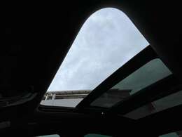 オンライン（ZoomやGoogleMeet）にてお車のご案内も可能です！”エンジンをかけてほしい！”や”車両状態の詳細を知りたい”など何でもお申し付けください！