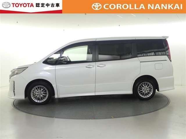 走りにこだわりながら収納力も持ち合わせたお車です。荷物を載せて軽快なドライブを楽しめますよ♪