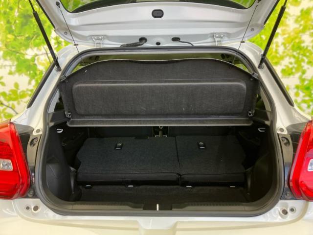 WECARS（ウィーカーズ）は全国250店舗展開！お客様が安心してカーライフをお楽しみいただけるよう社員一同心を込めてサポートいたします。
