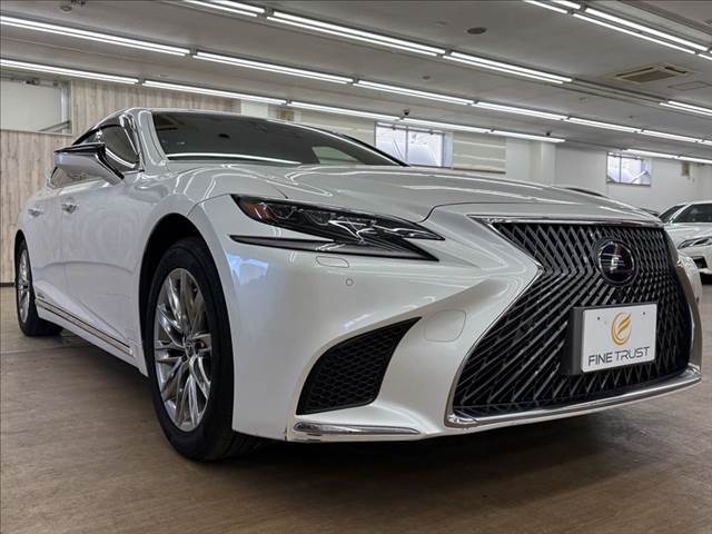 【3ヵ月無料保証】すべての車両に無料保証付帯で安心♪更に保証項目406部位、7年間の保証を別途ご用意いたしております。又、24時間対応のロードサービス付でフルサポート♪