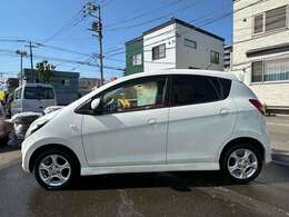 全車当社指定工場での点検整備を行っております。お客様にご安心、ご満足をご提供させていただきます。