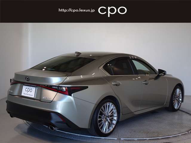 厳格な品質基準に基づいた点検・整備、内外装のケアが行き届いた車両のみが「CPO」に。品質の差が左右されずに車両をお選びいただけます。