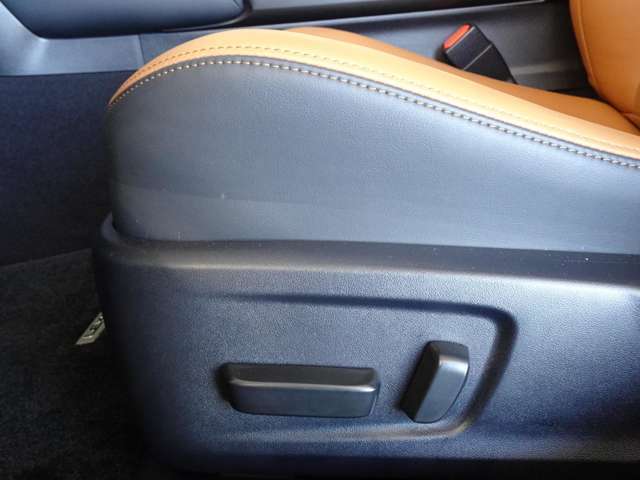 助手席側パワーシート