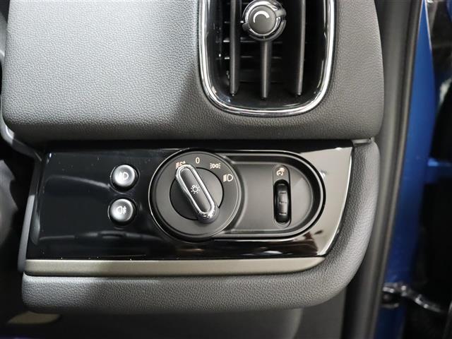 カーセンサーを見て電話しましたとお伝え下さい。0078-9711-254277までお気軽にお電話下さい。全国納車可能です。納車方法に関してもお気軽にご相談ください。