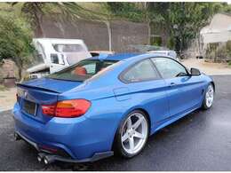 社外リアディフューザー　ワンオフ4本出しマフラー