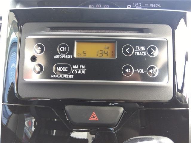 【純正CDデッキ】CDデッキ付きでお好きな音楽が聴けますよ♪