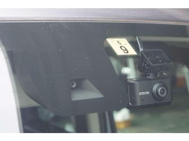 フロントドライブレコーダー